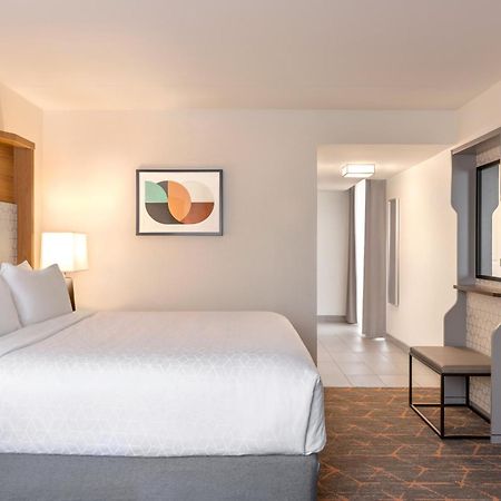 Doubletree By Hilton Fort Worth South Luaran gambar