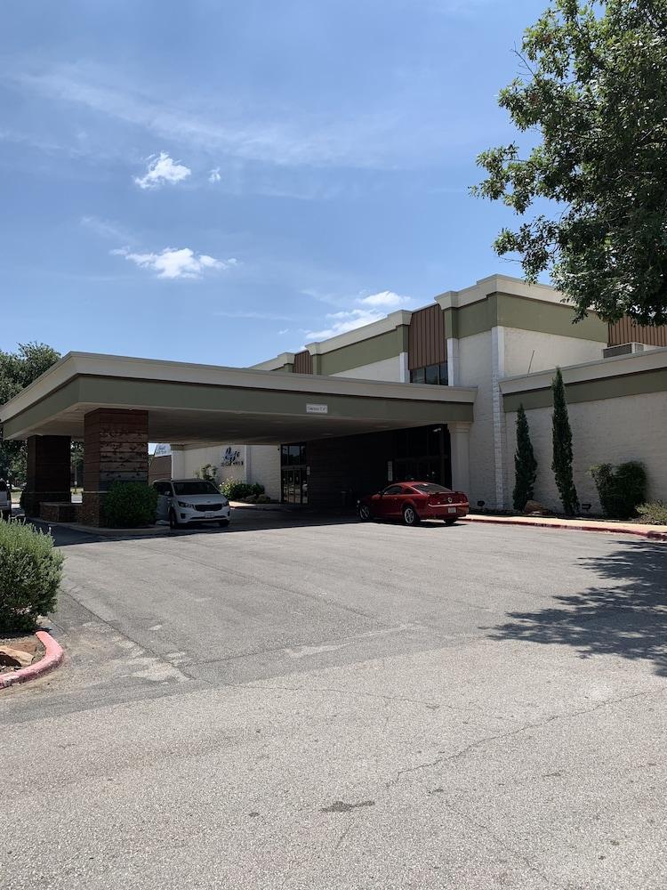 Doubletree By Hilton Fort Worth South Luaran gambar